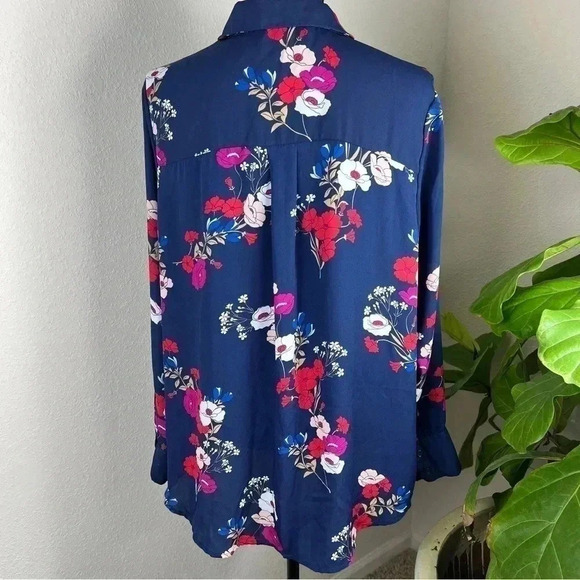 Sugar Pop Women’s Floral loose fitting button down blouse Size XXL - Picture 7 of 9